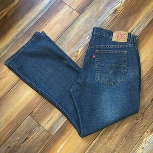 Levi’s nouveau bootcut stretch 515 jeans 14